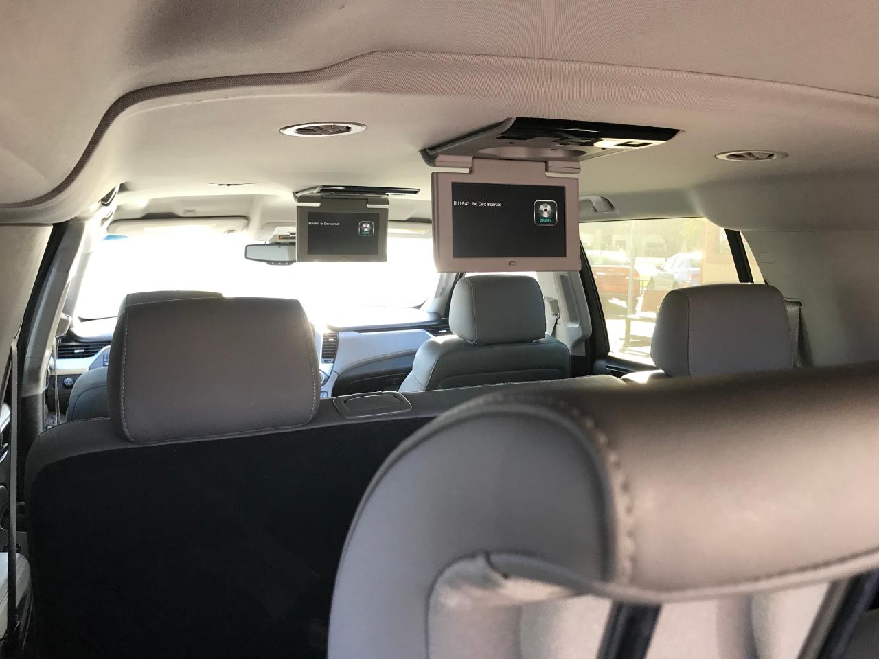 Chevrolet Suburban  2015