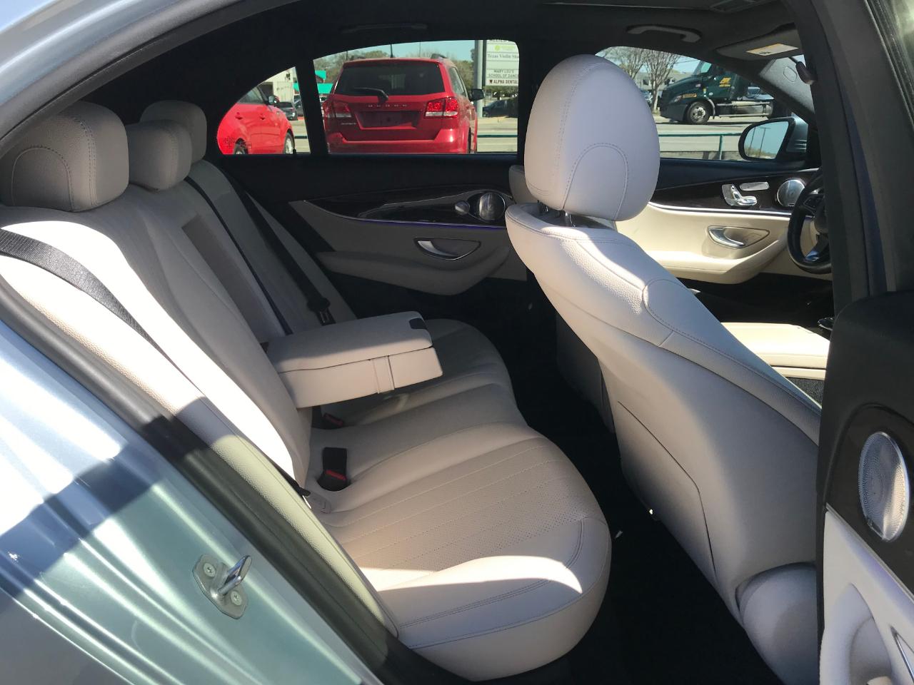 Mercedes-Benz E-Class E300 Luxury Sedan 2017