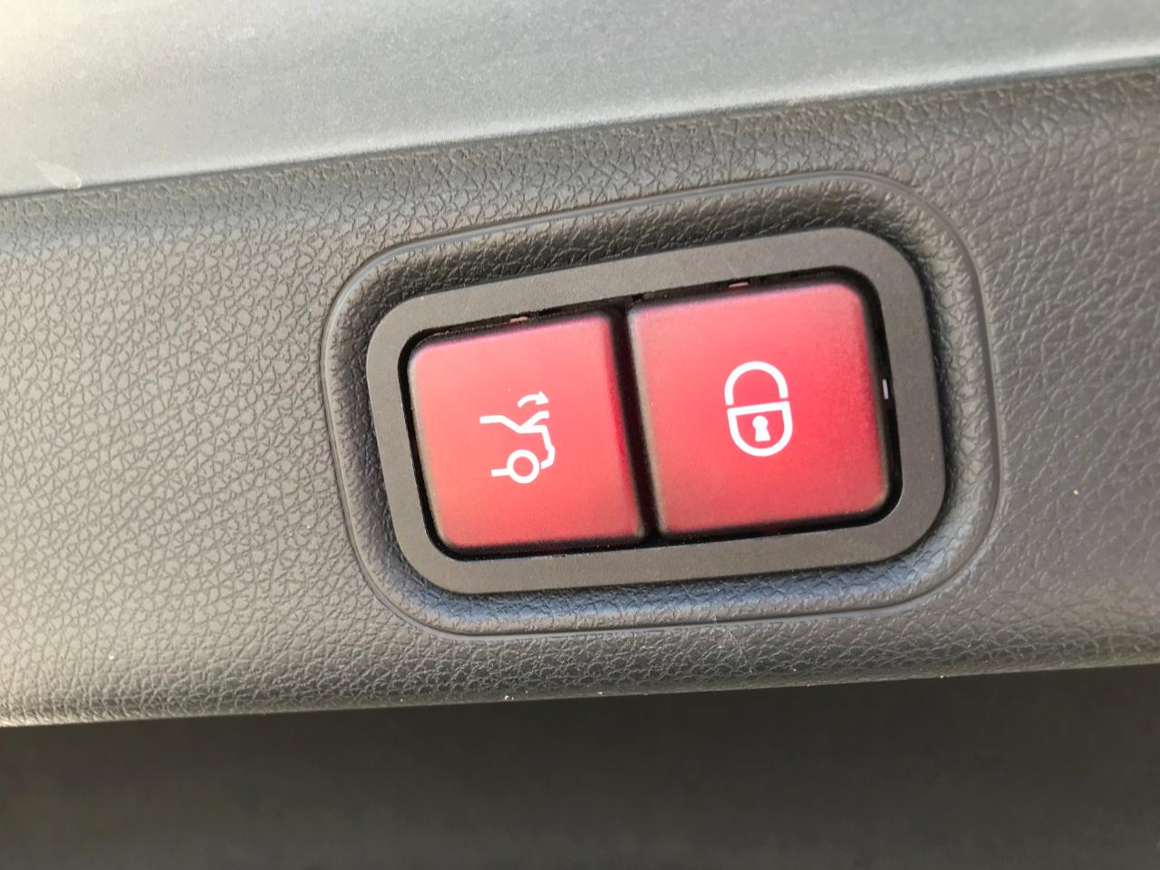 Mercedes-Benz E-Class E300 Luxury Sedan 2017