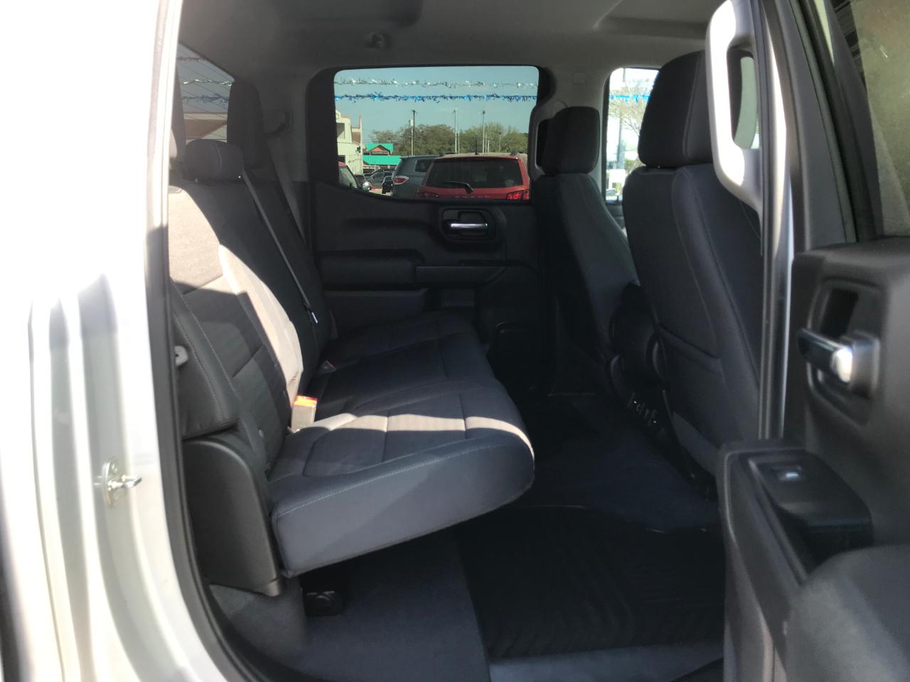 Chevrolet Silverado 1500 LT Crew Cab 2WD 2019