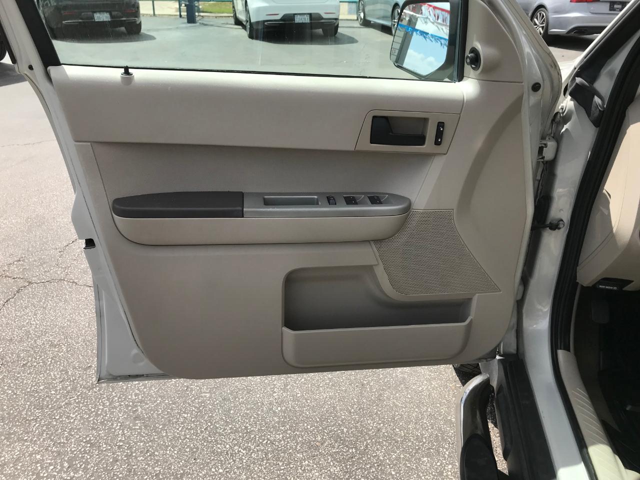 Ford Escape XLT 4WD V6 2008