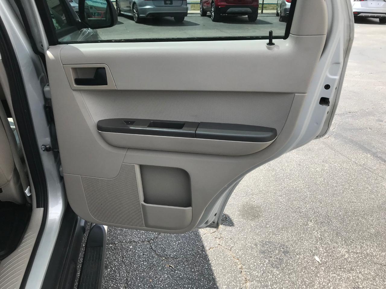 Ford Escape XLT 4WD V6 2008