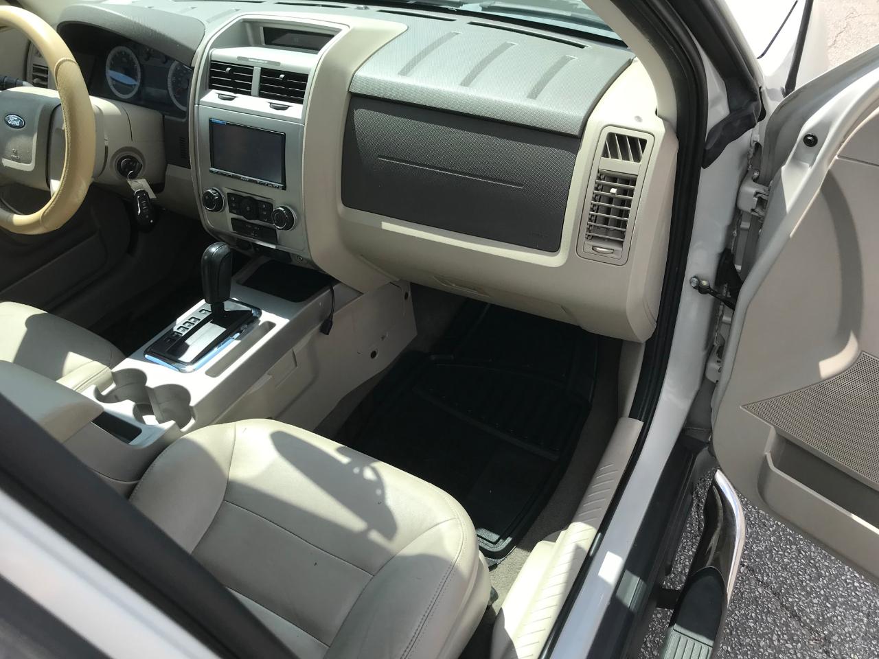 Ford Escape XLT 4WD V6 2008