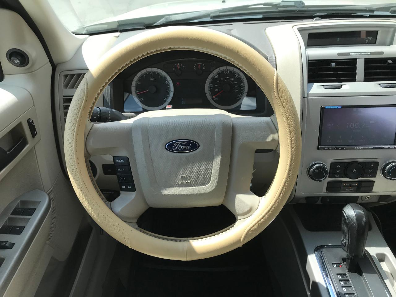 Ford Escape XLT 4WD V6 2008