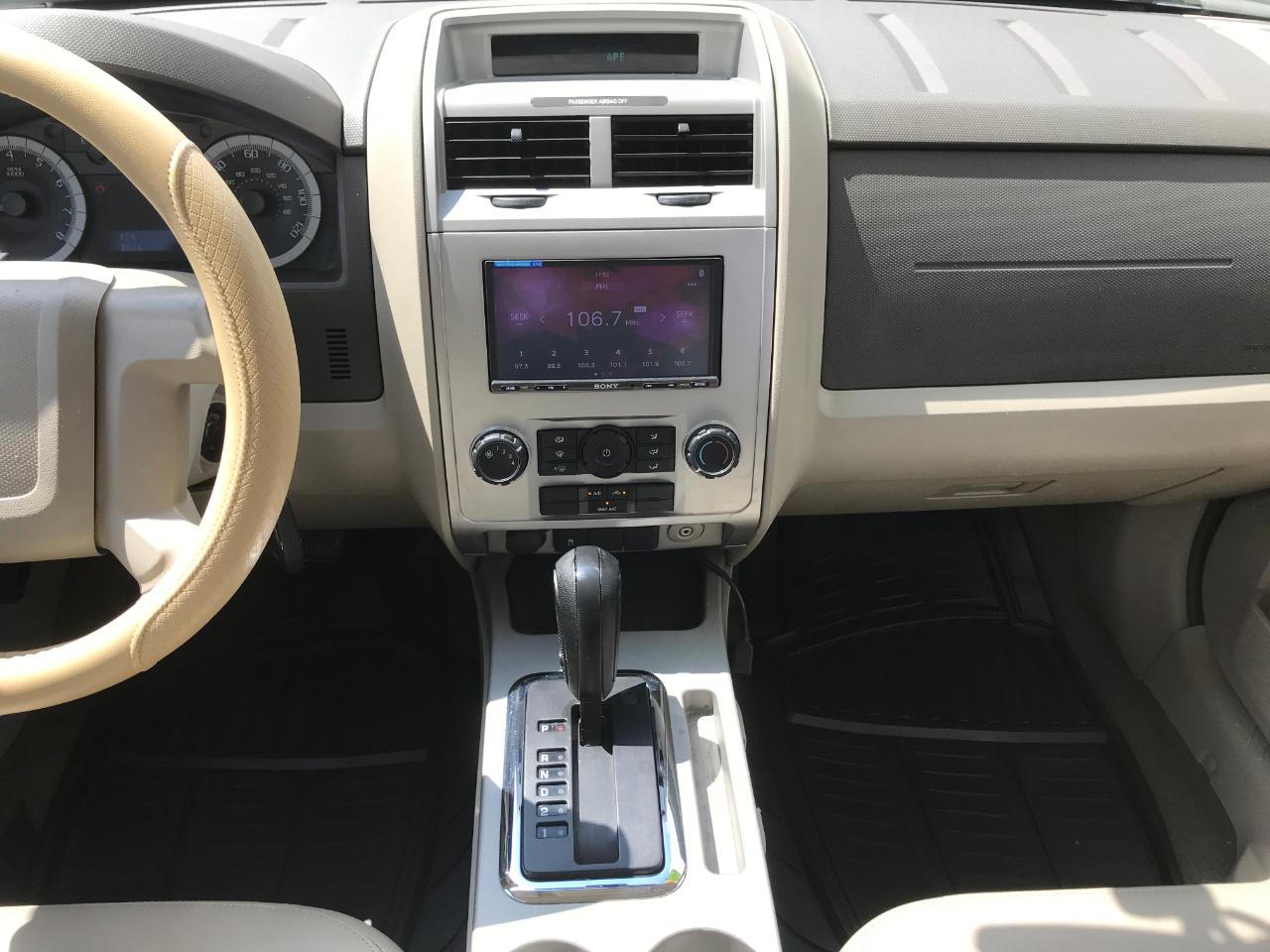 Ford Escape XLT 4WD V6 2008