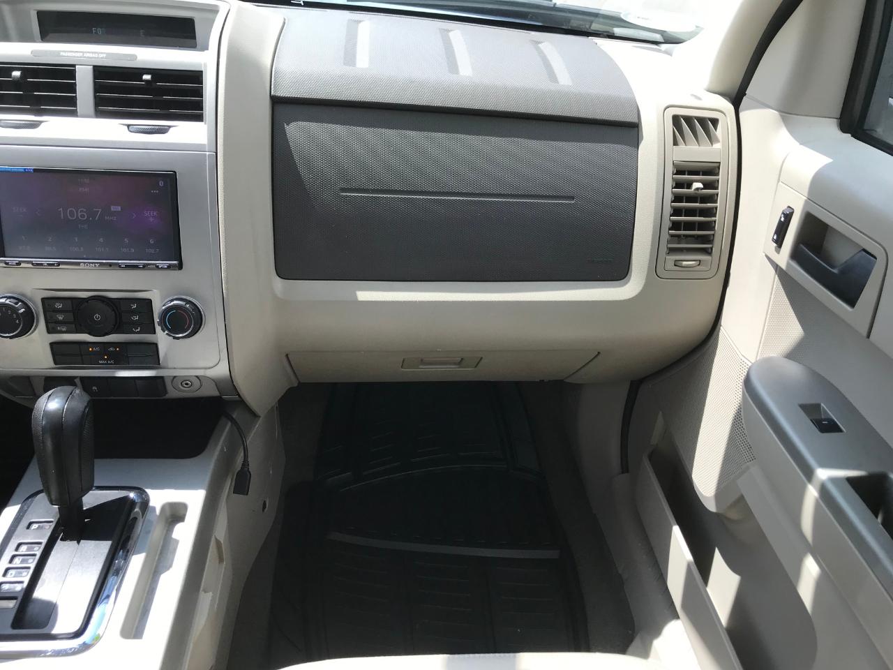 Ford Escape XLT 4WD V6 2008