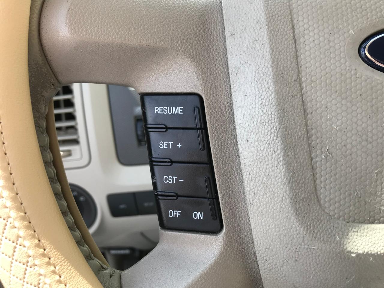 Ford Escape XLT 4WD V6 2008