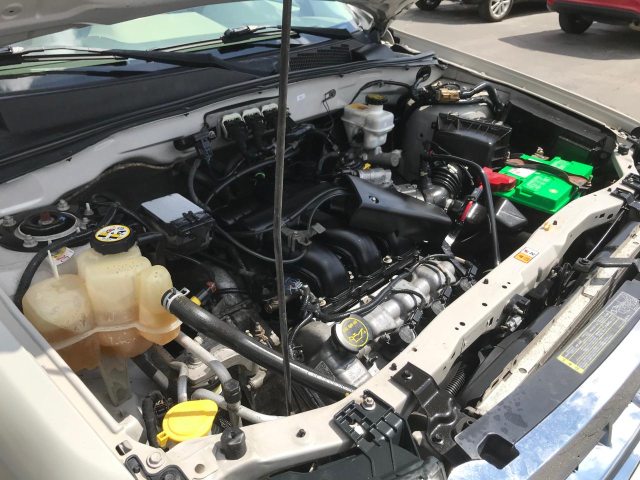 Ford Escape XLT 4WD V6 2008