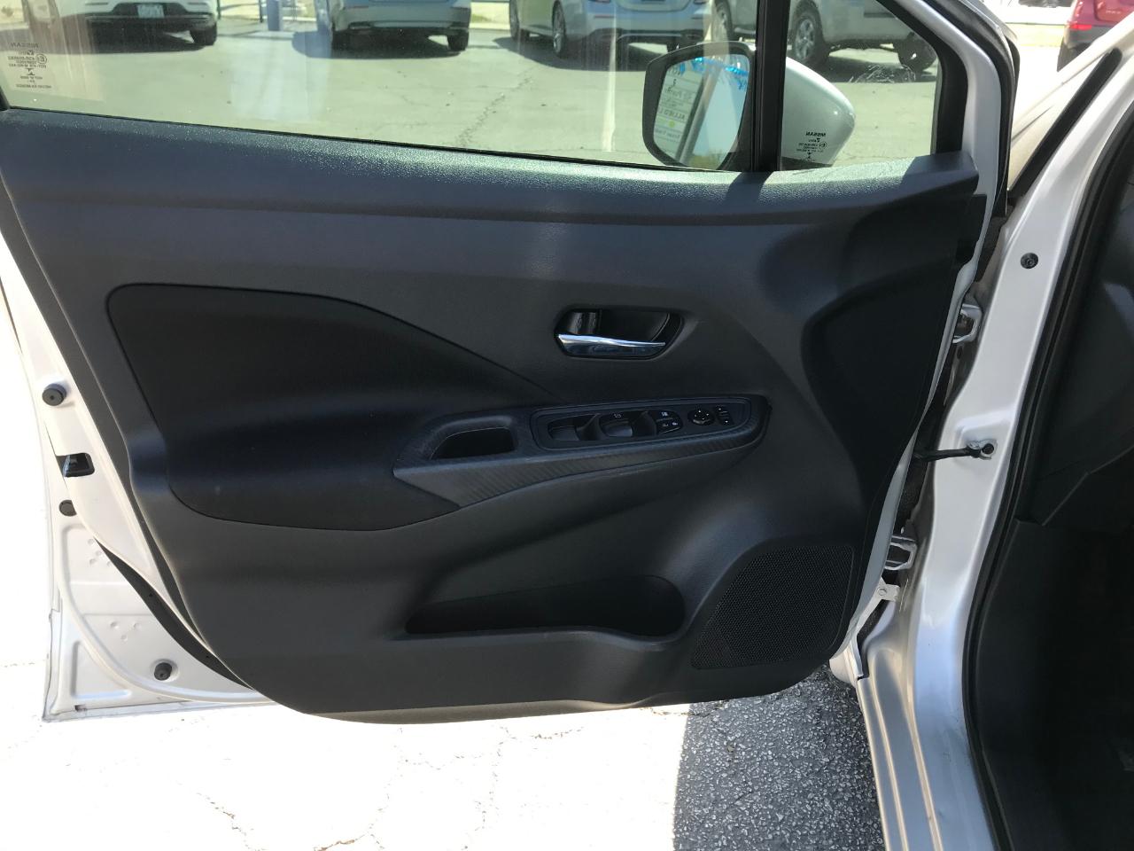 Nissan Versa SV 2021