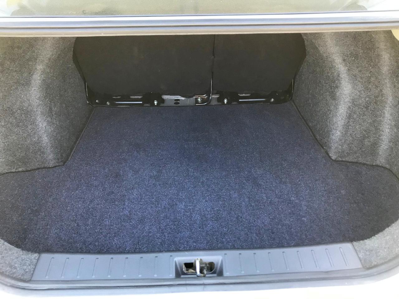 Nissan Versa SV 2021