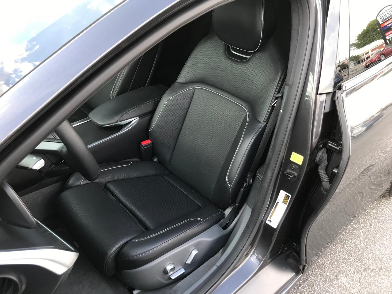 Lucid Air Touring 2023