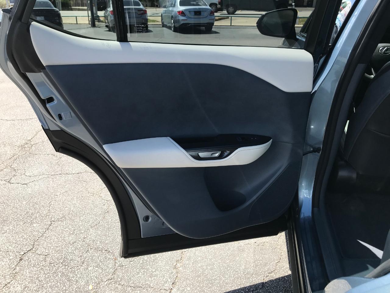 Lexus RZ 450e Premium 2023