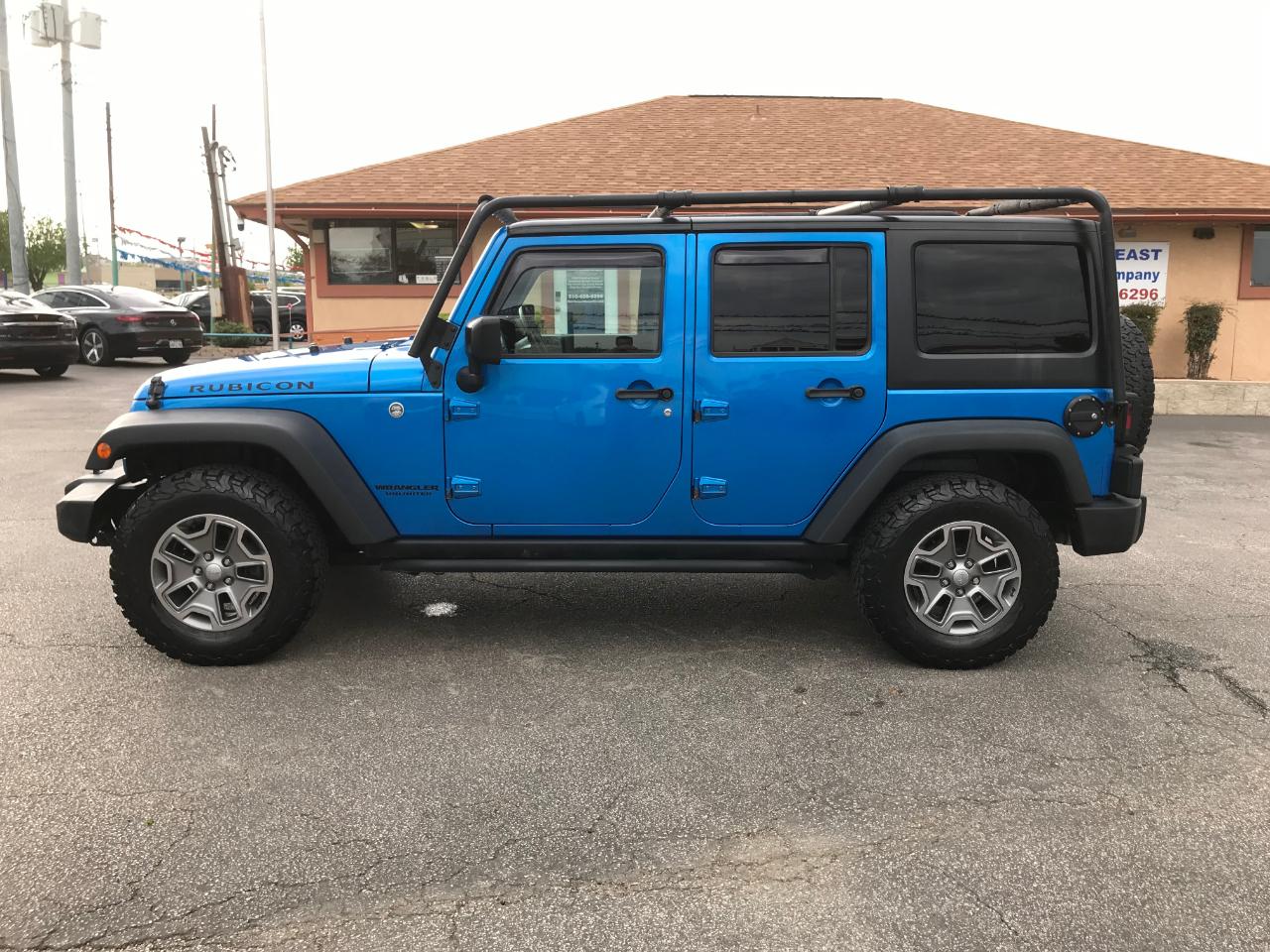 View vehicle photo 4