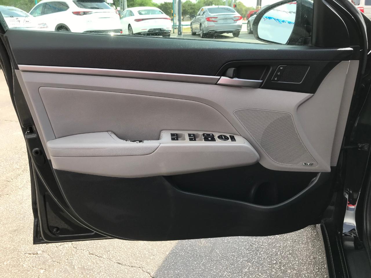 Hyundai Elantra Limited 2017