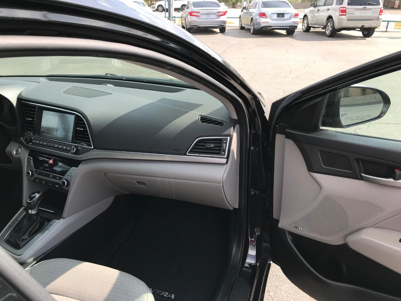 Hyundai Elantra Limited 2017