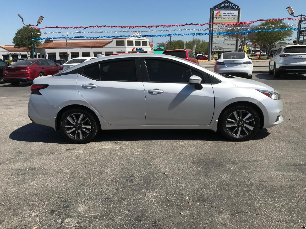 Nissan Versa SV 2021