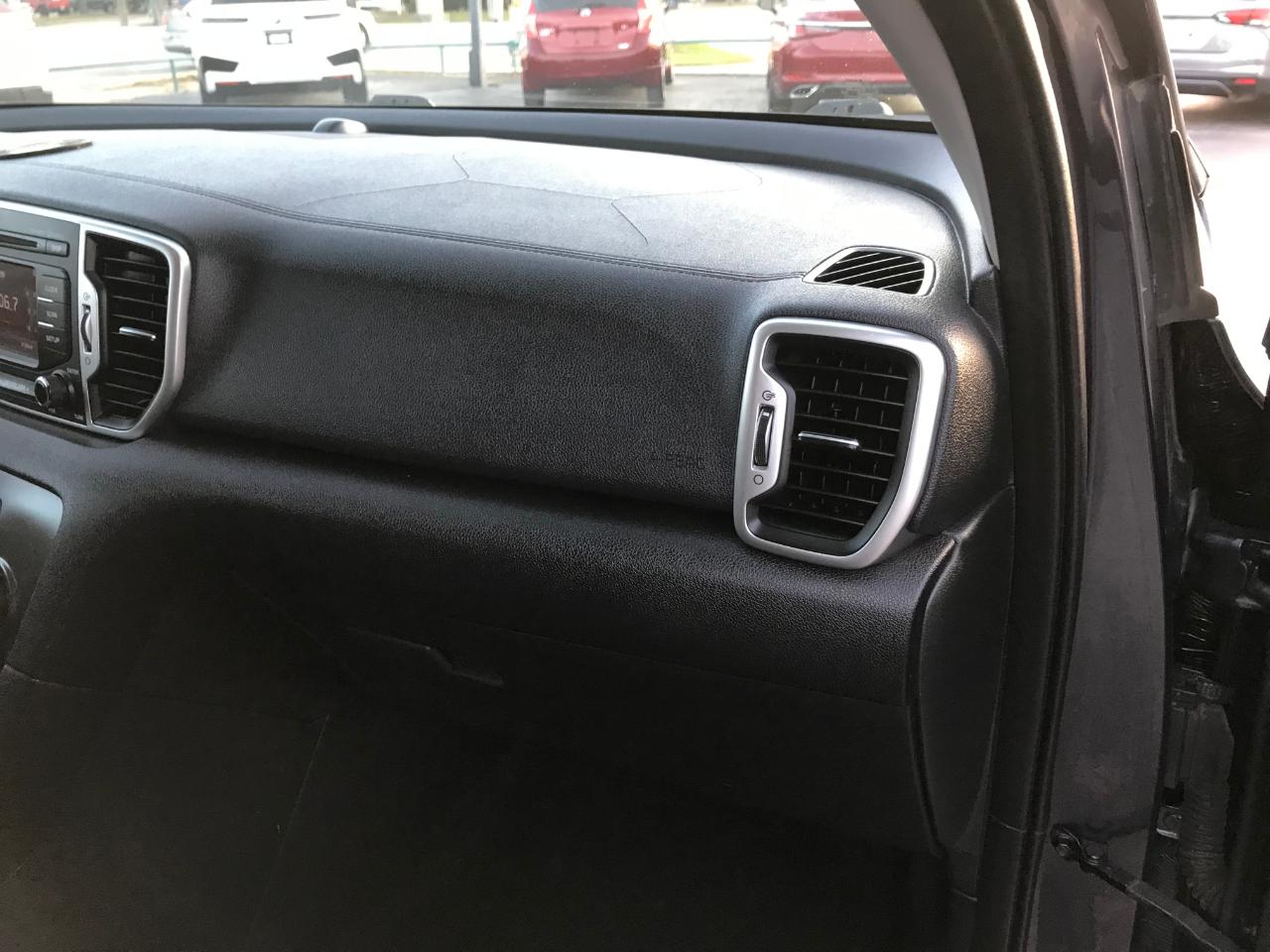 Kia Sportage LX FWD 2019