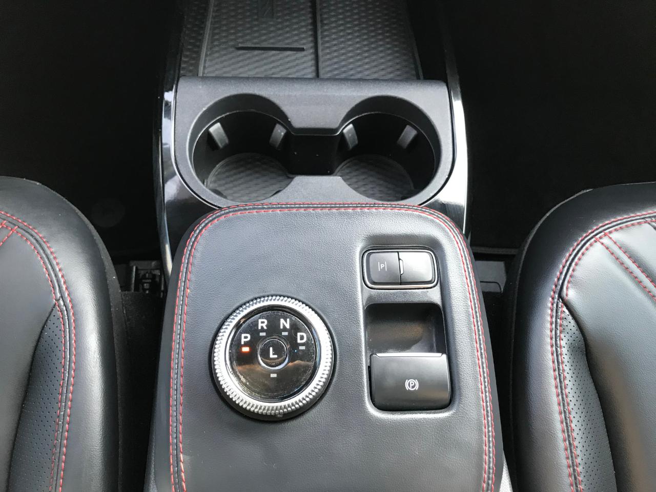 Ford Mustang Mach-E  2021