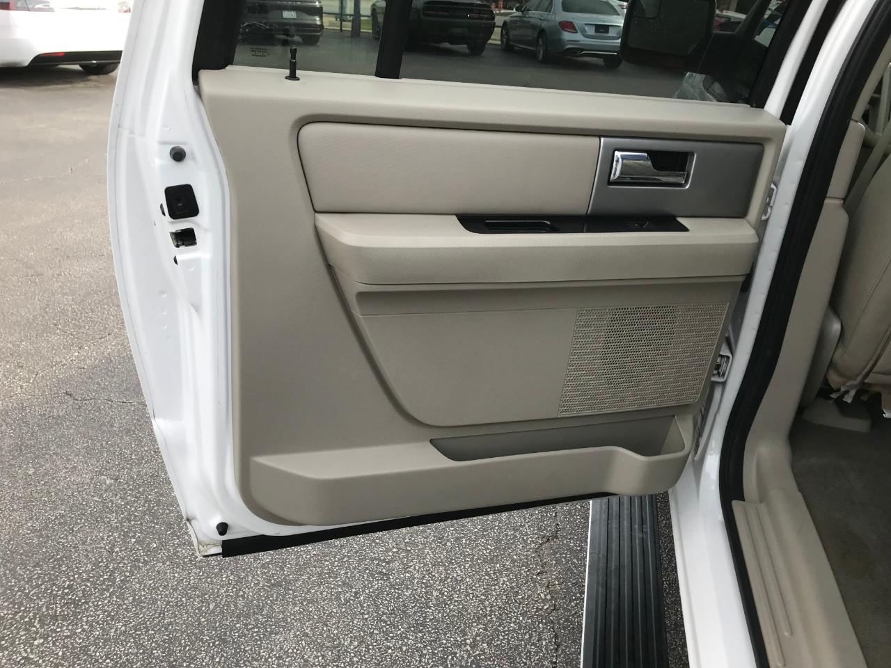 Ford Expedition EL Limited 2WD 2013