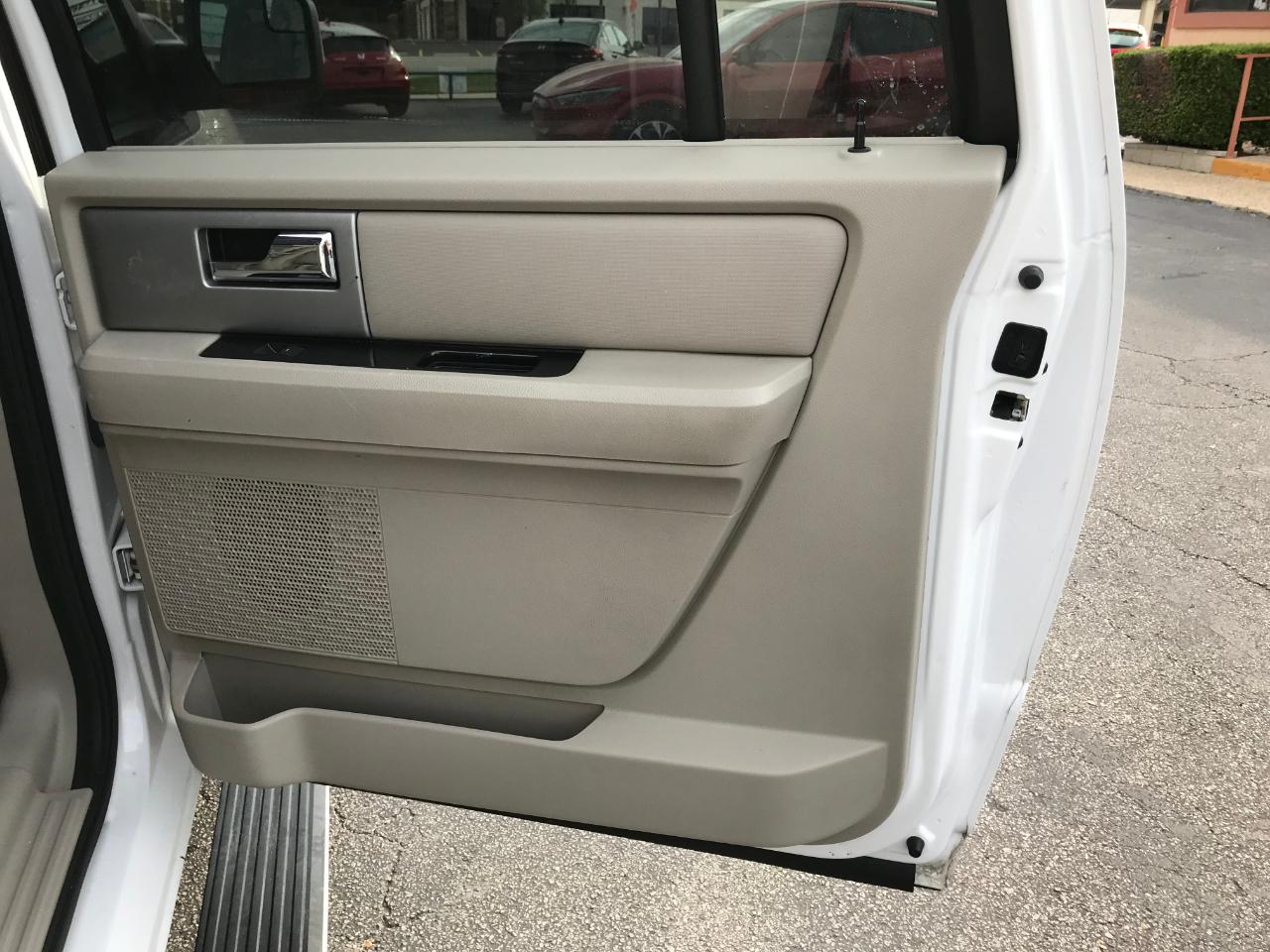 Ford Expedition EL Limited 2WD 2013