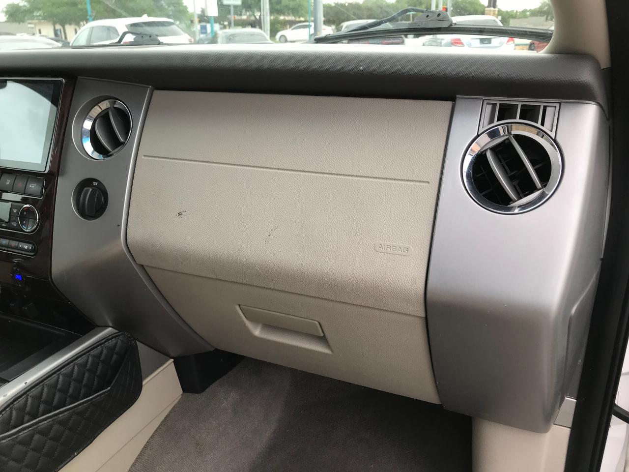 Ford Expedition EL Limited 2WD 2013