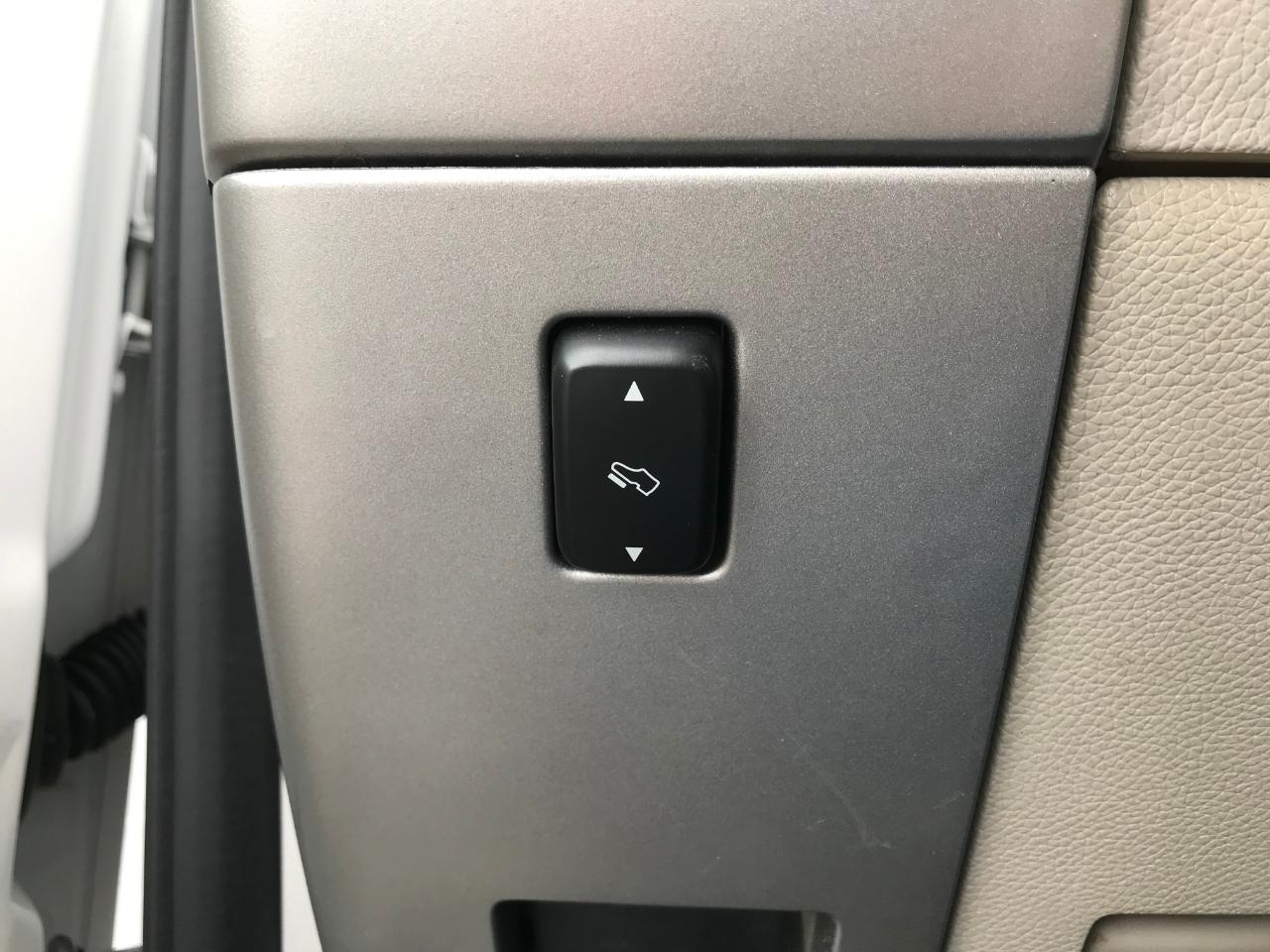 Ford Expedition EL Limited 2WD 2013