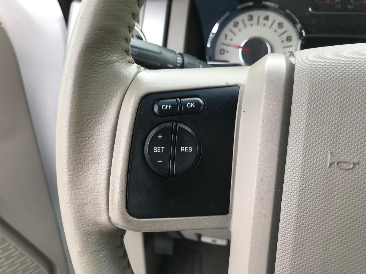 Ford Expedition EL Limited 2WD 2013