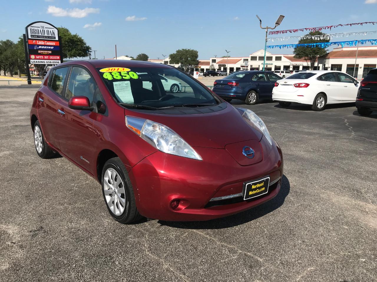 Nissan Leaf S 2013