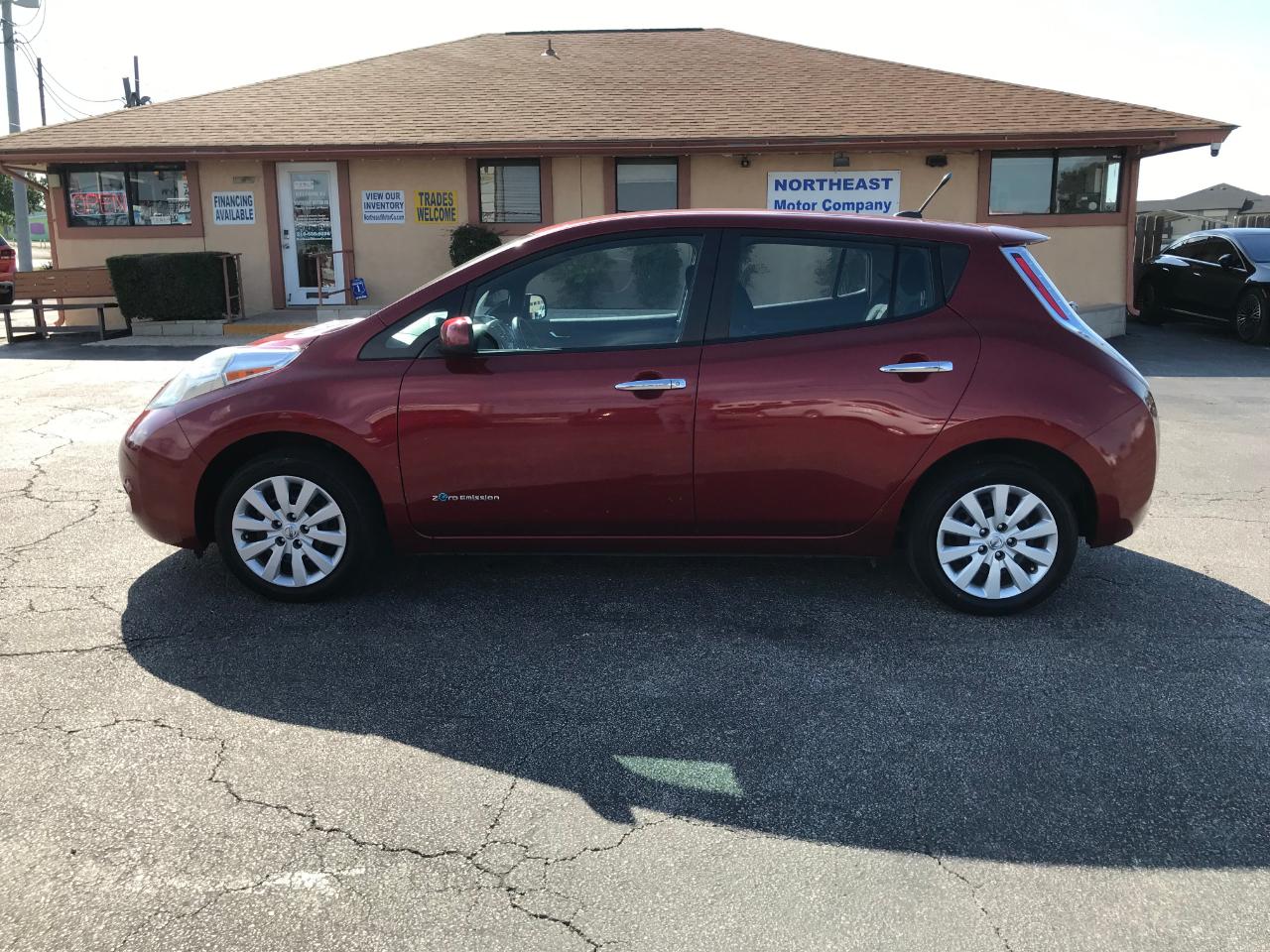 Nissan Leaf S 2013