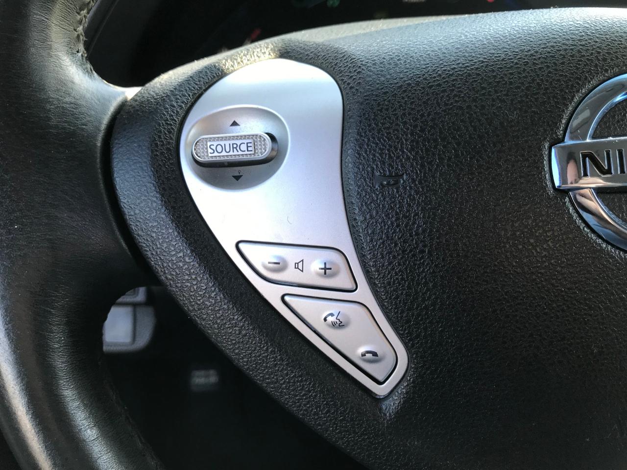 Nissan Leaf S 2013