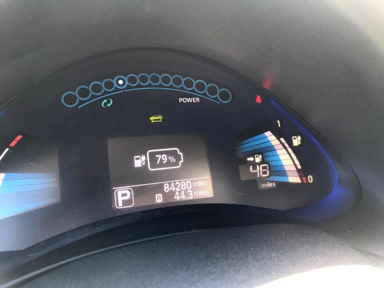 Nissan Leaf S 2013