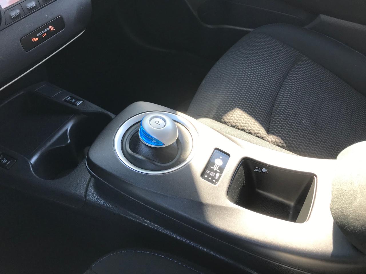 Nissan Leaf S 2013