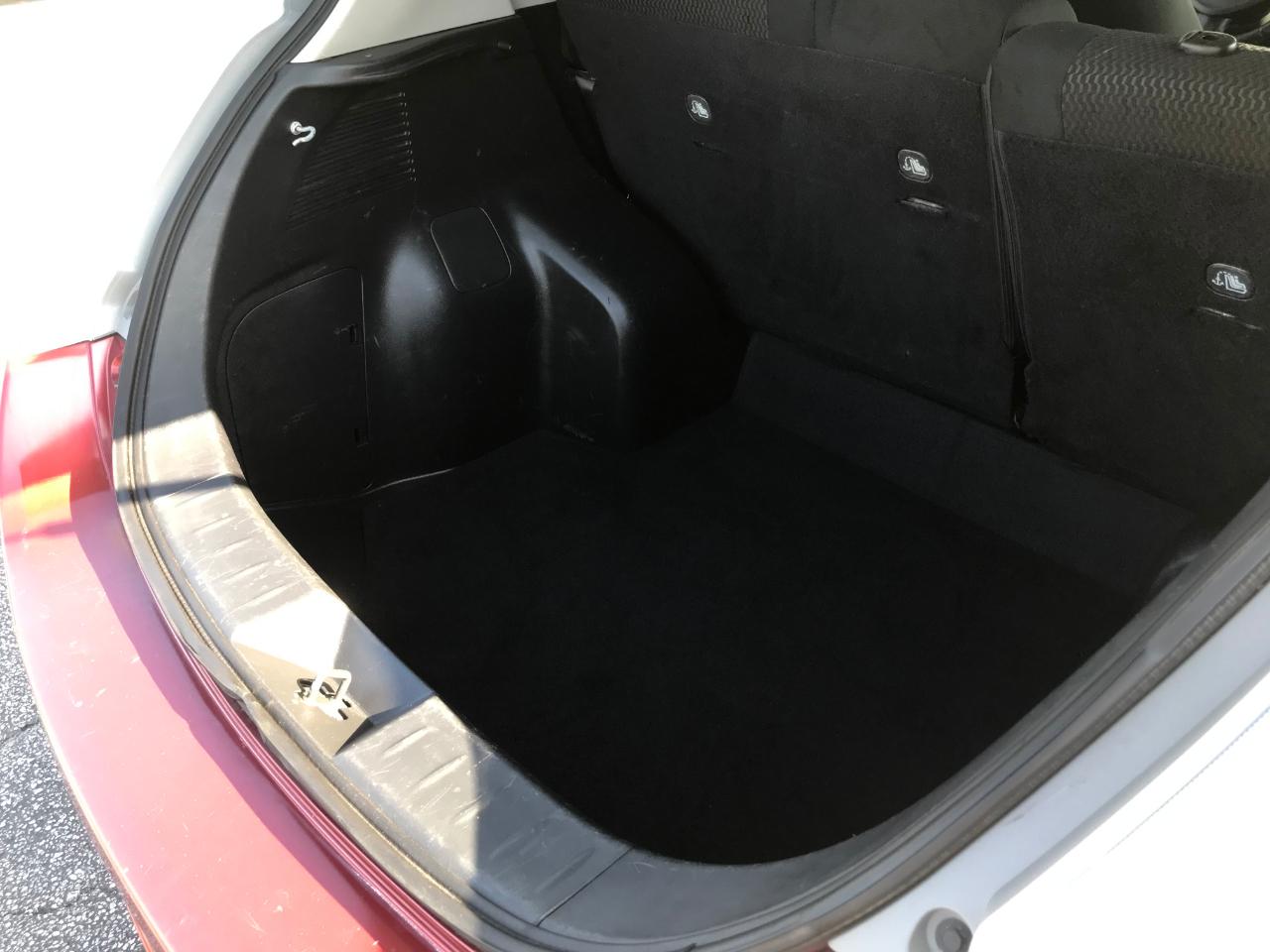 Nissan Leaf S 2013