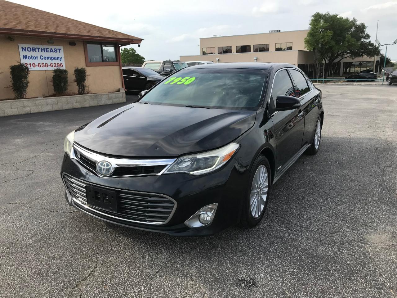 Toyota Avalon Hybrid Limited 2015