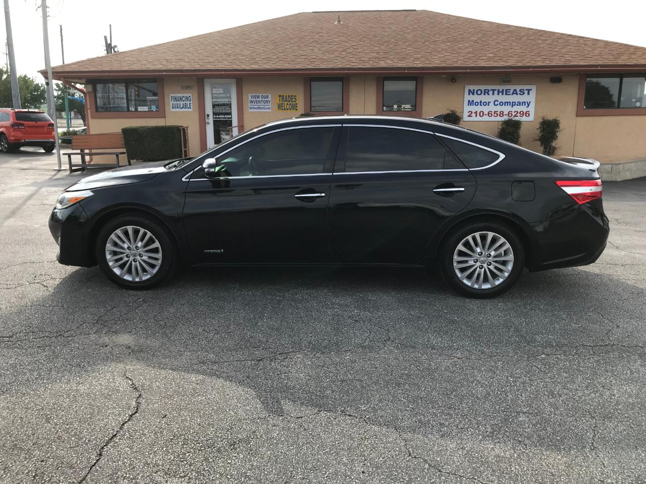 Toyota Avalon Hybrid Limited 2015