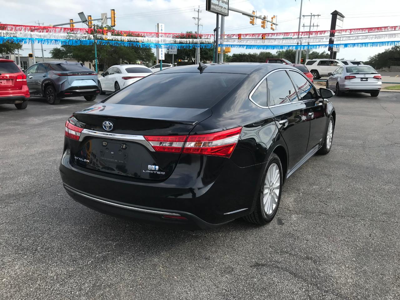 Toyota Avalon Hybrid Limited 2015