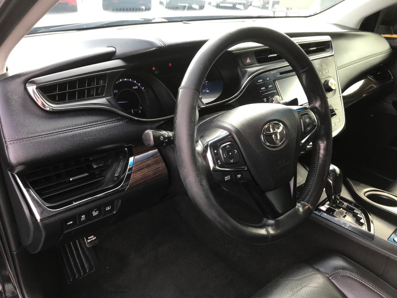 Toyota Avalon Hybrid Limited 2015