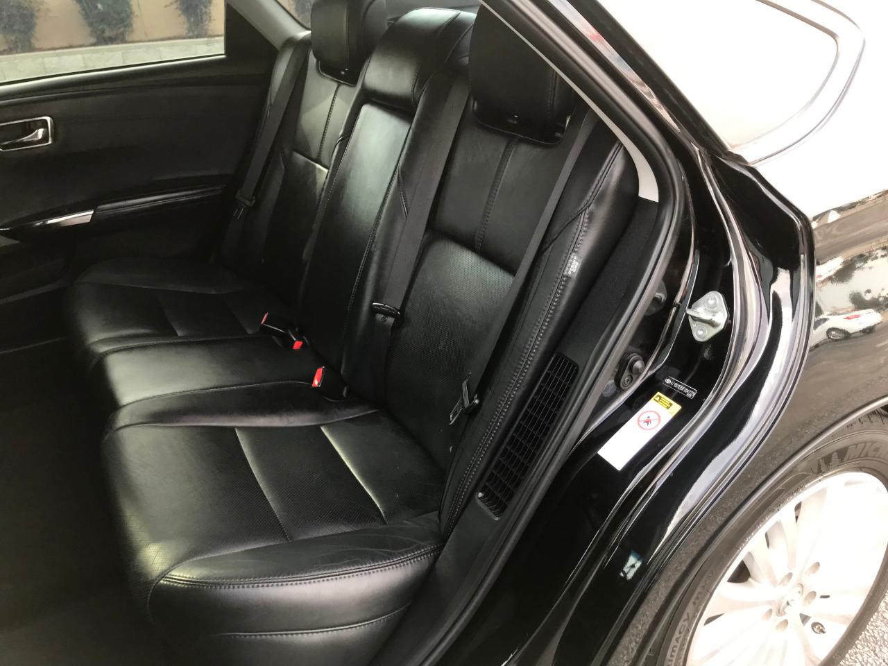 Toyota Avalon Hybrid Limited 2015