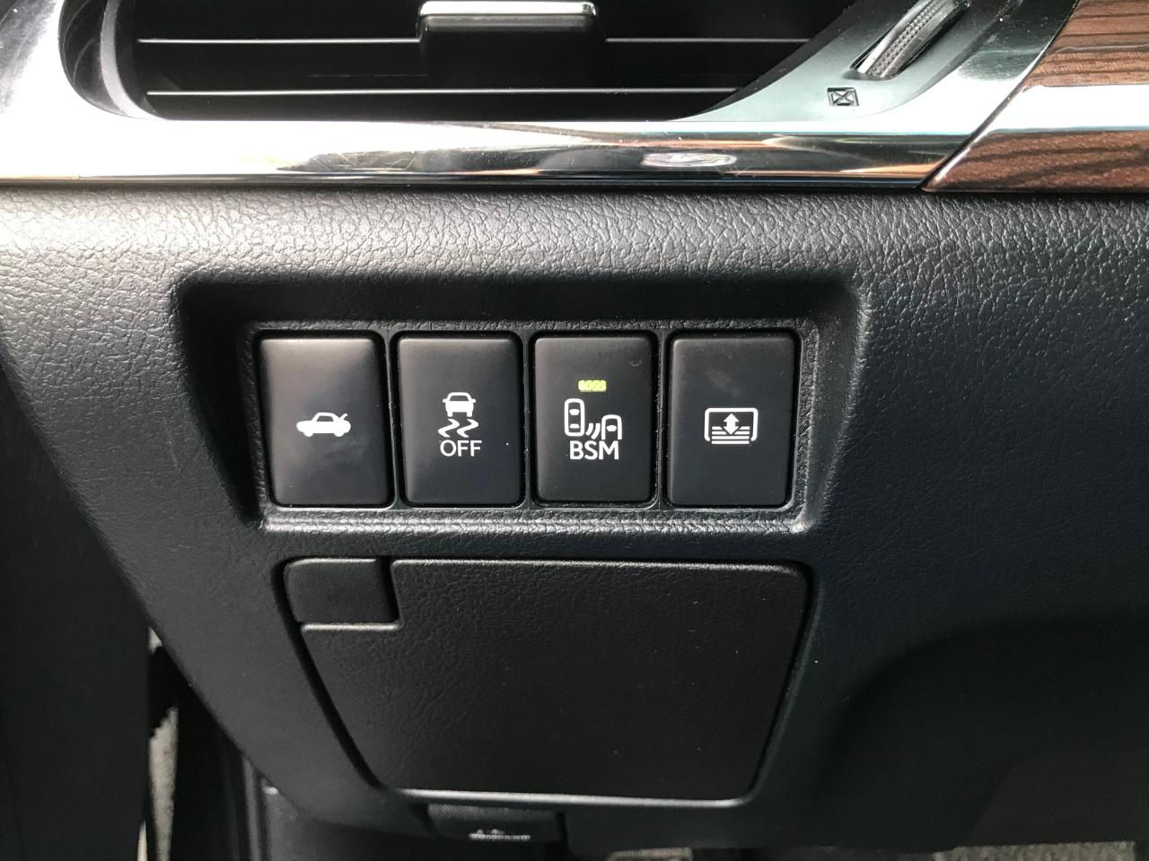 Toyota Avalon Hybrid Limited 2015
