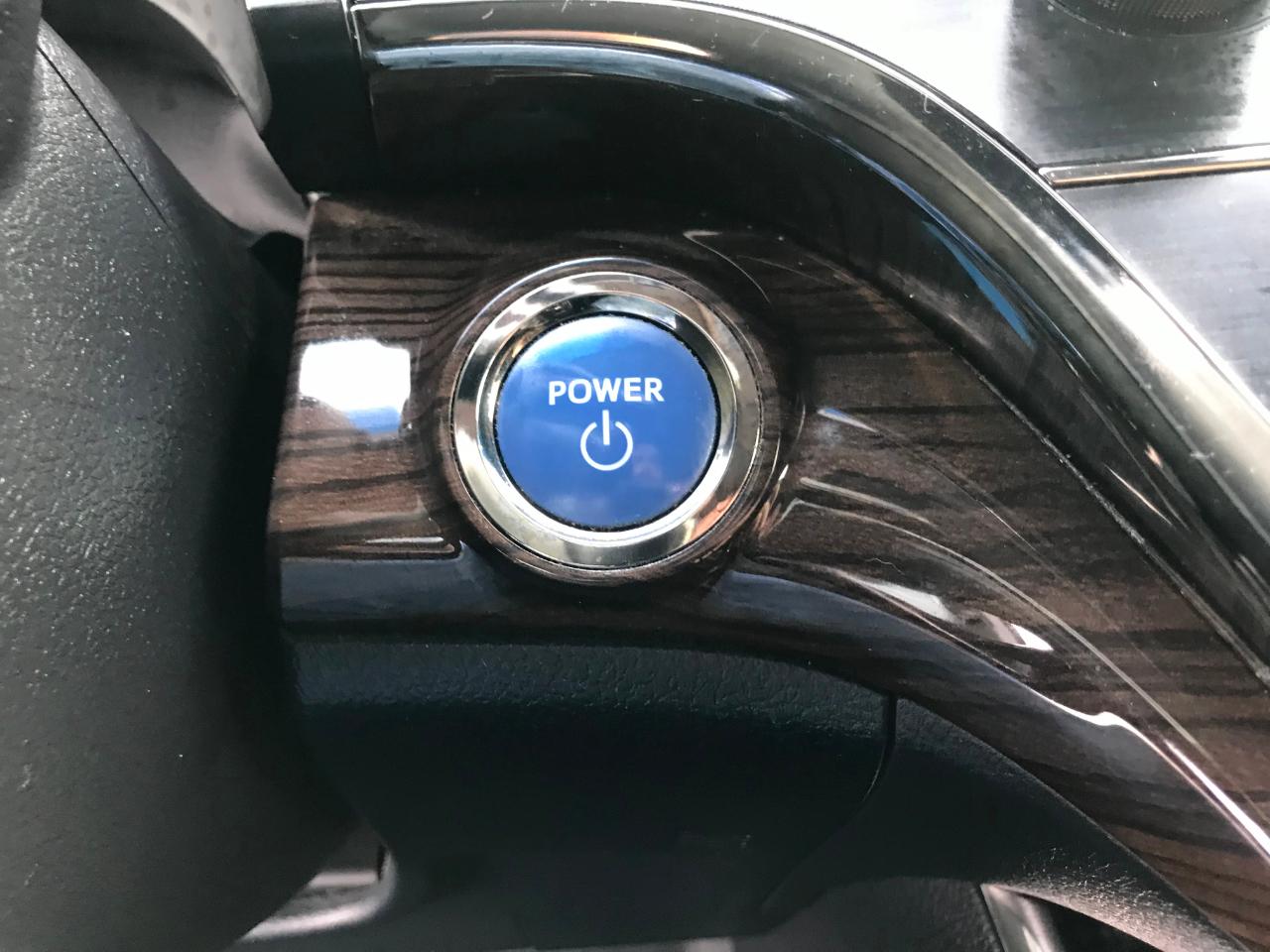 Toyota Avalon Hybrid Limited 2015