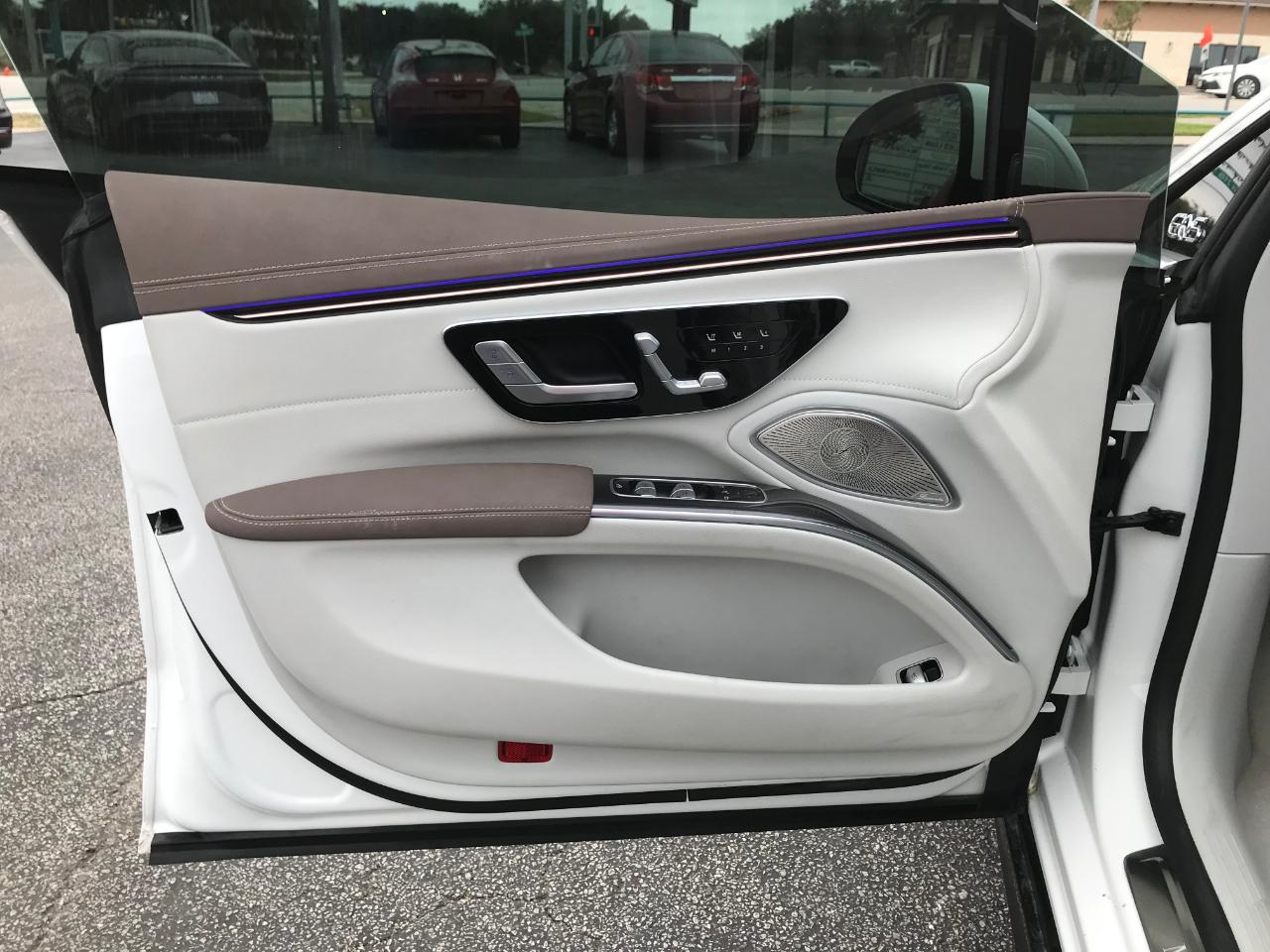 Mercedes-Benz EQS 450+ 2023