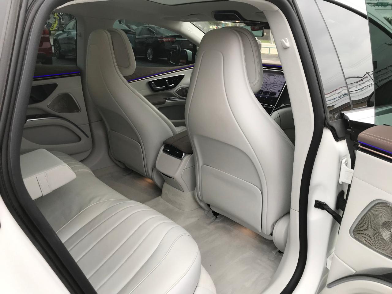 Mercedes-Benz EQS 450+ 2023
