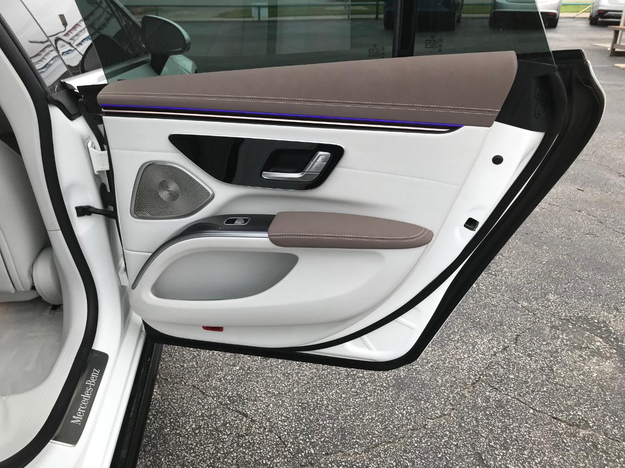 Mercedes-Benz EQS 450+ 2023