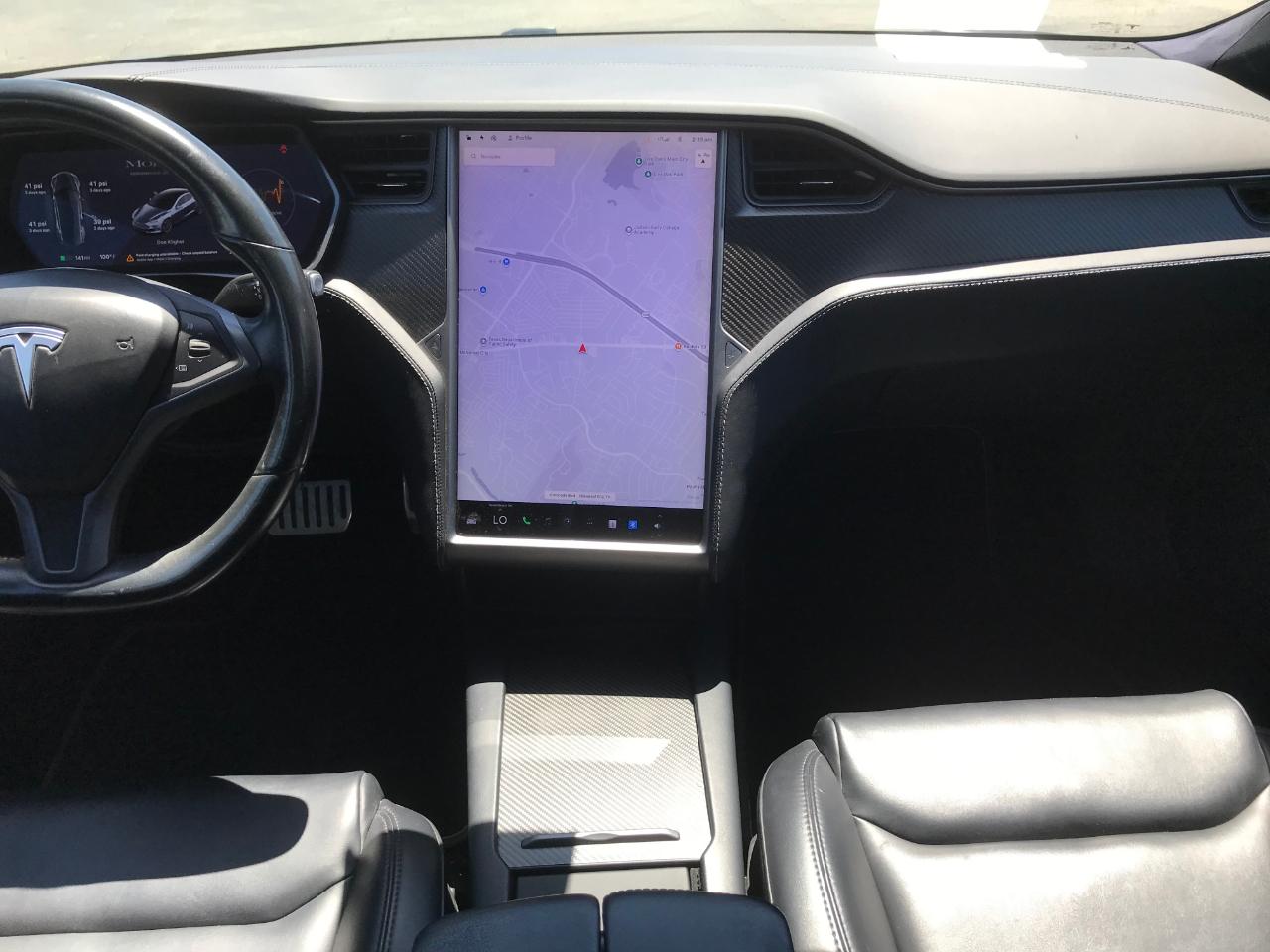 Tesla Model S  2021
