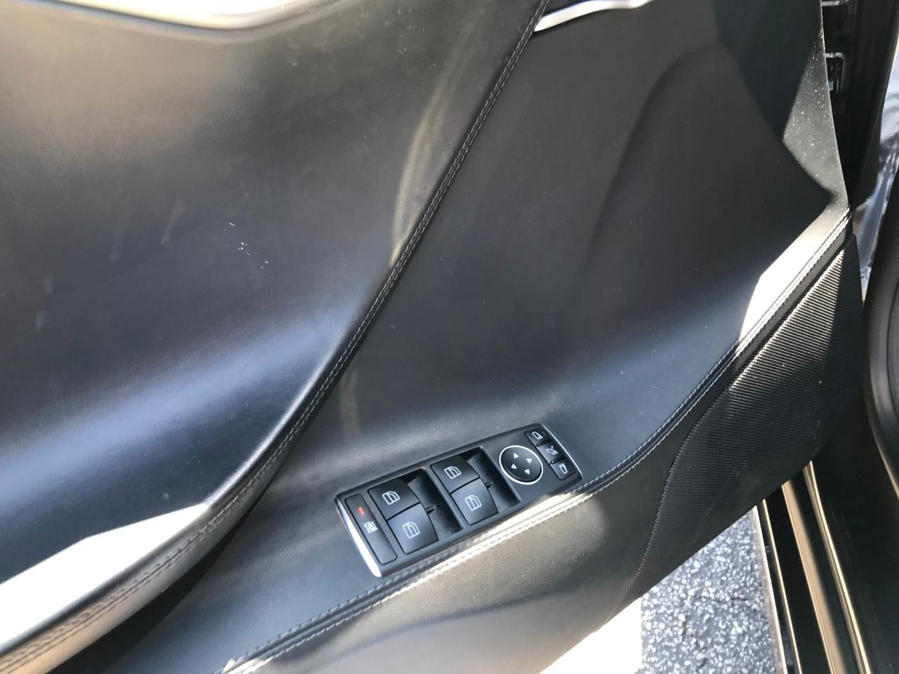 Tesla Model S  2021