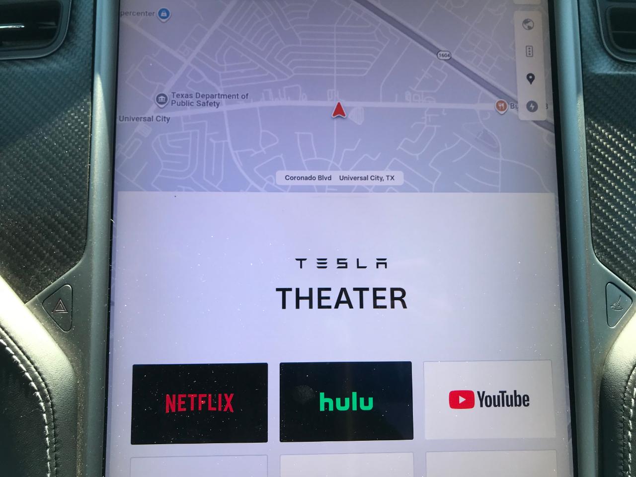 Tesla Model S  2021