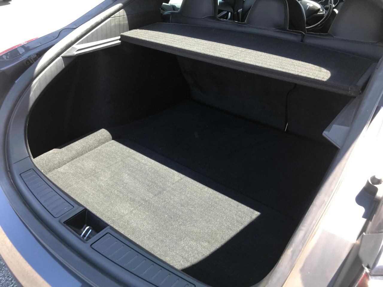 Tesla Model S  2021