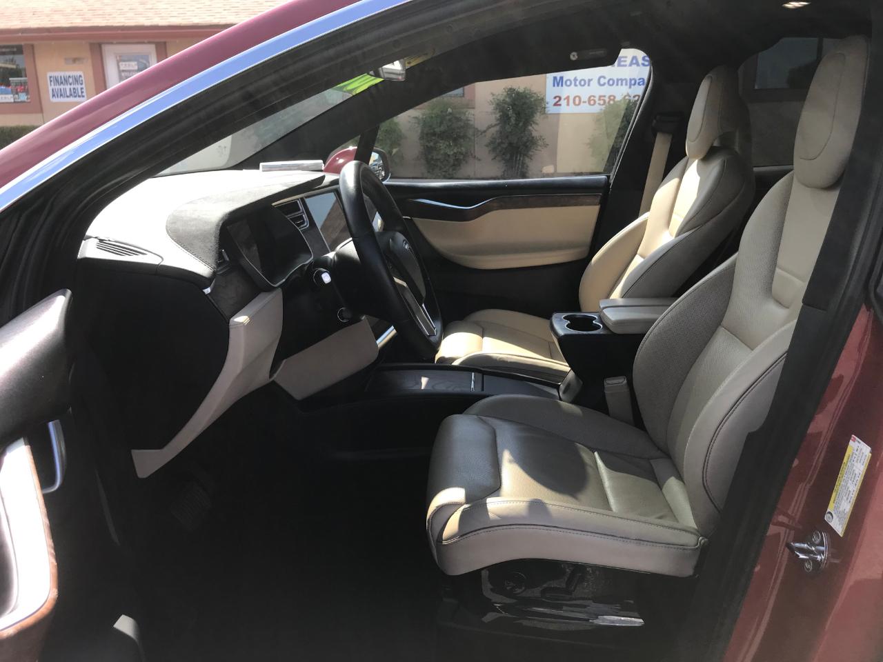 Tesla Model X 90D 2016