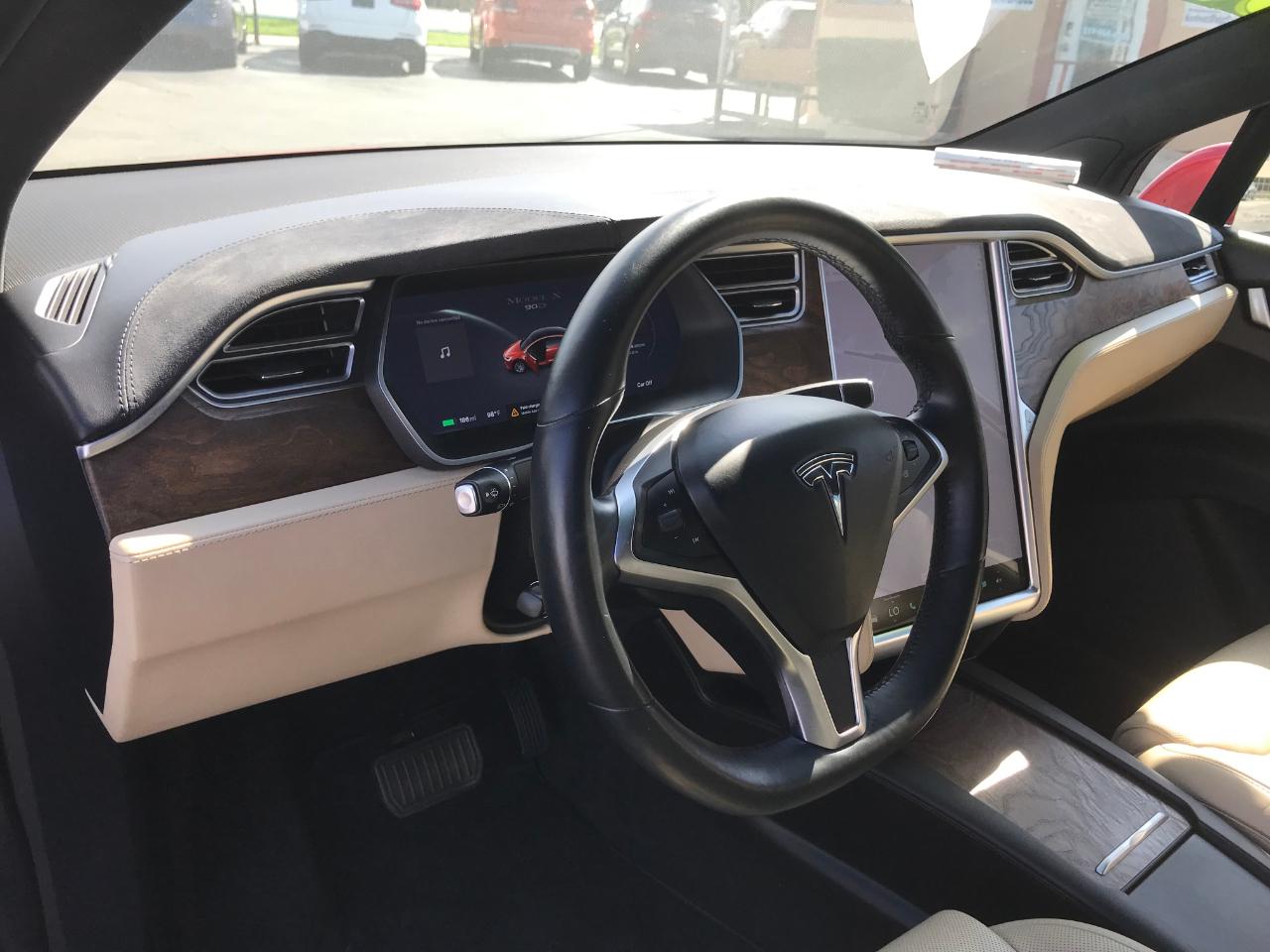 Tesla Model X 90D 2016