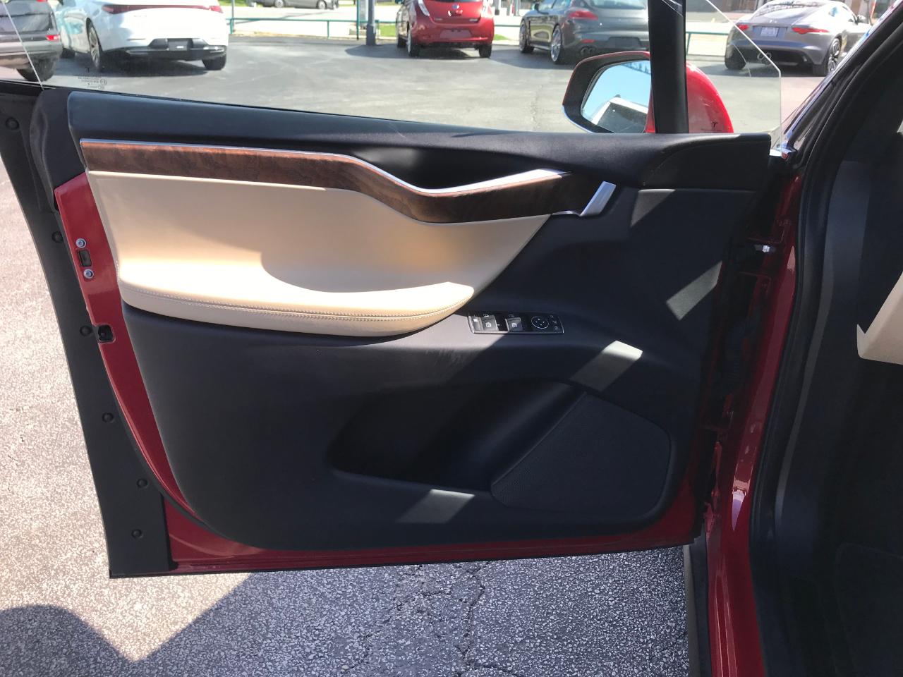 Tesla Model X 90D 2016